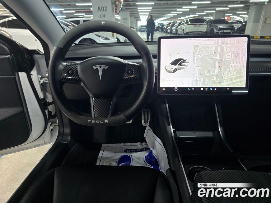 Tesla Model 3 2020