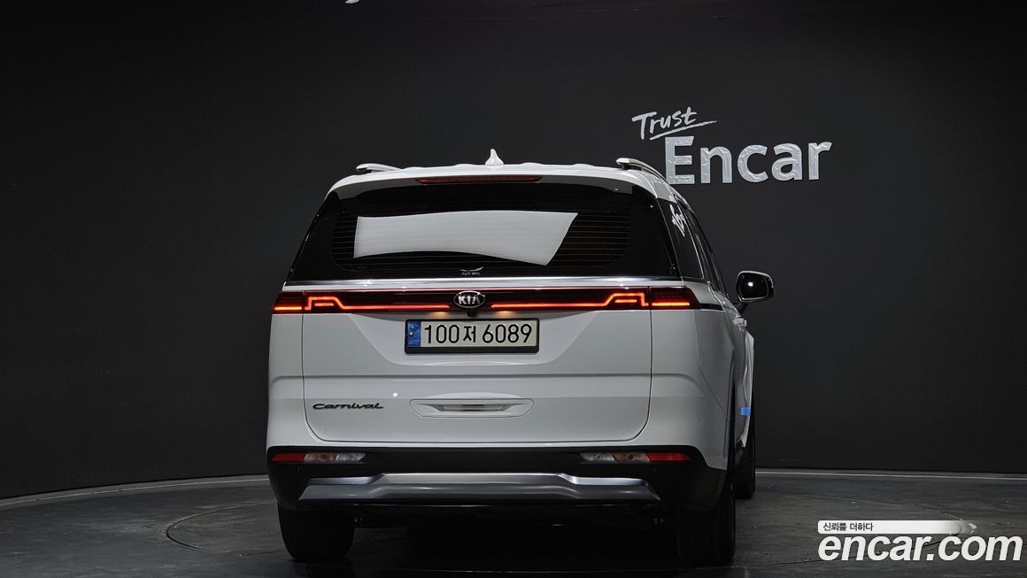 Kia Canival 2021