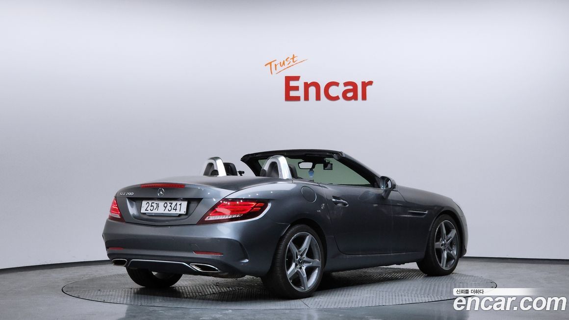 Mercedes-Benz SLC-Class 2017