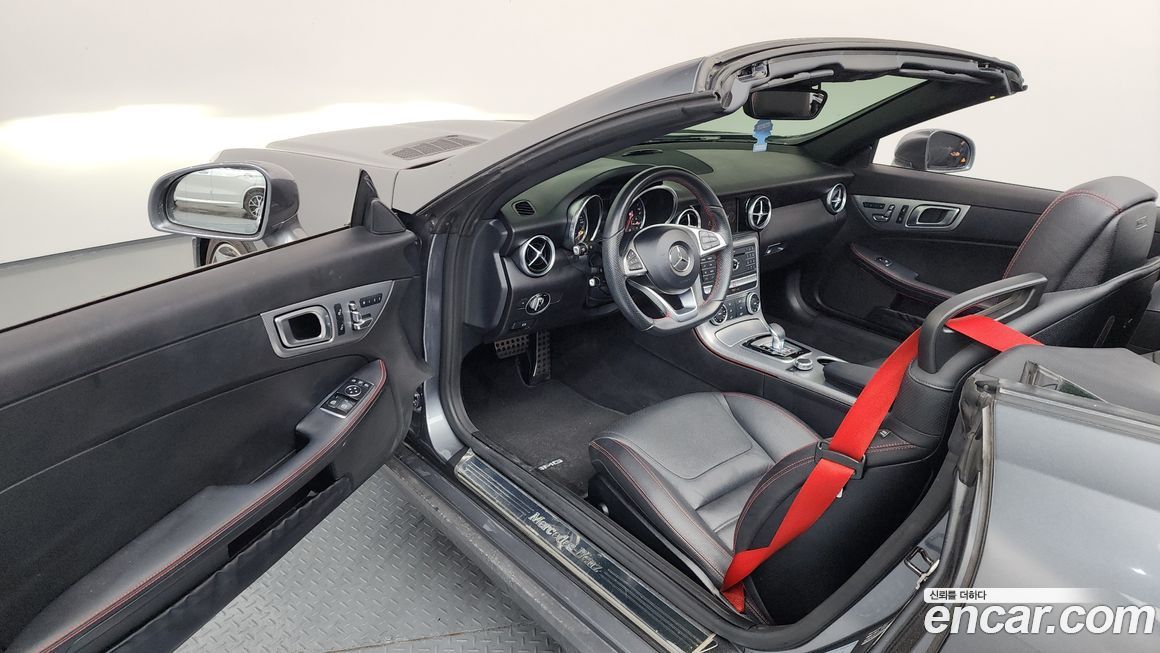 Mercedes-Benz SLC-Class 2017
