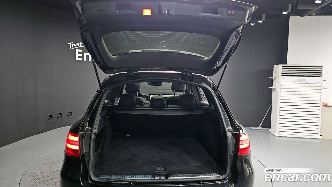 Mercedes-Benz GLC-Class 2017