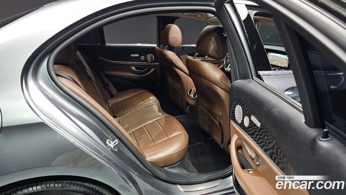 Mercedes-Benz E-Class 2019