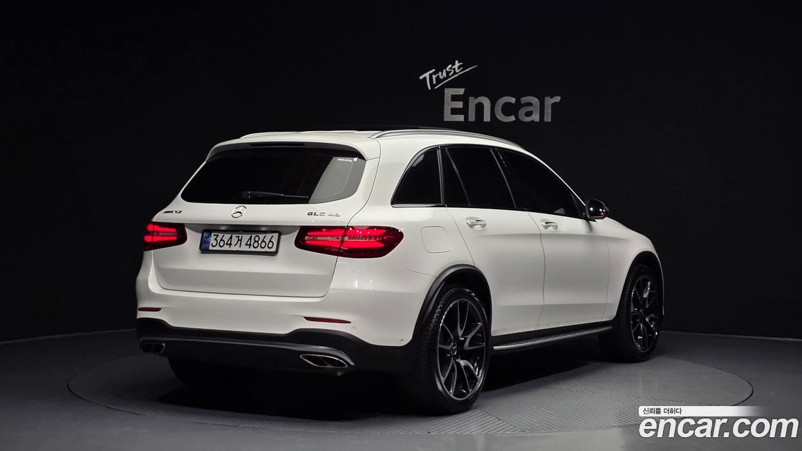 Mercedes-Benz GLC-Class 2017