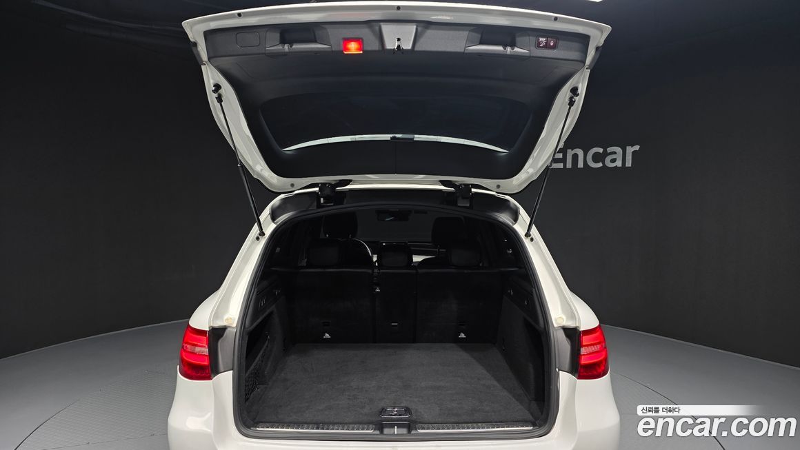 Mercedes-Benz GLC-Class 2017