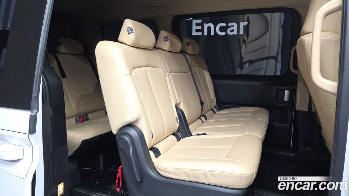 Hyundai Staria 2022