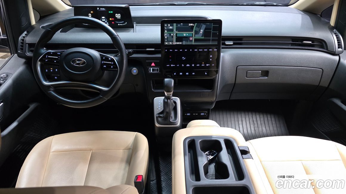 Hyundai Staria 2022