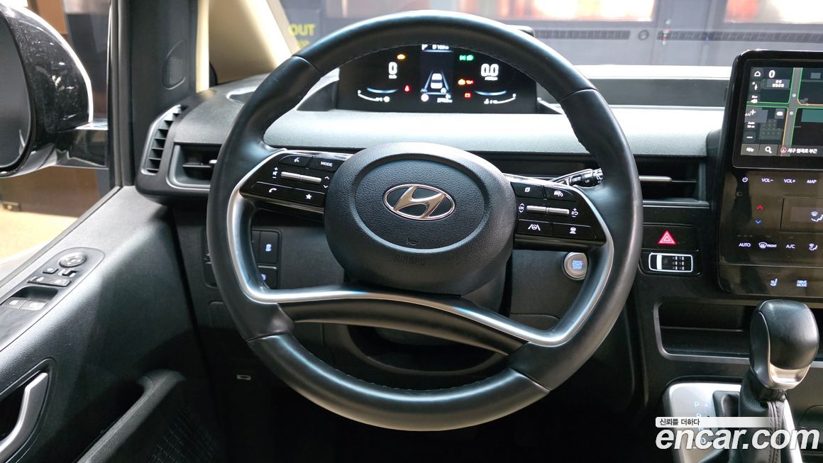 Hyundai Staria 2022