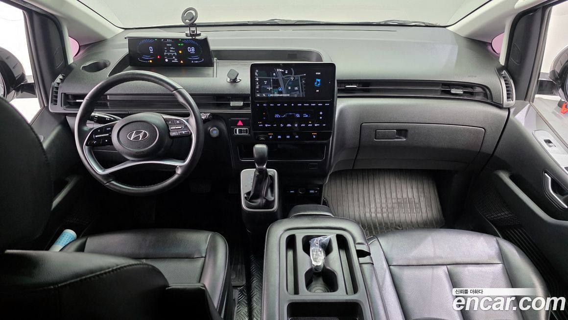 Hyundai Staria 2022