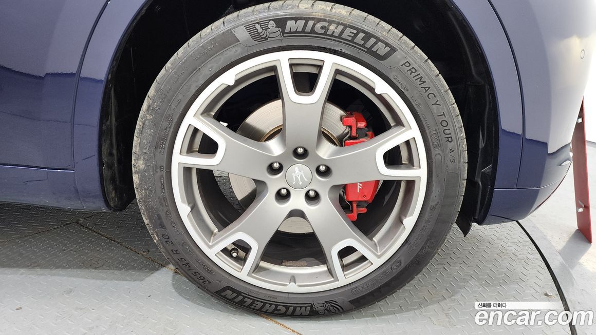 Maserati Levante 2017