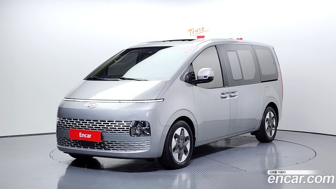 Hyundai Staria 2022