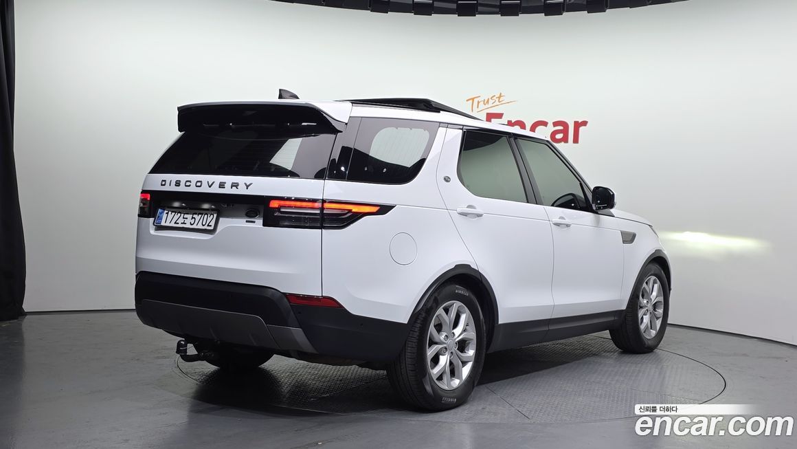 Land Rover Discovery 2019