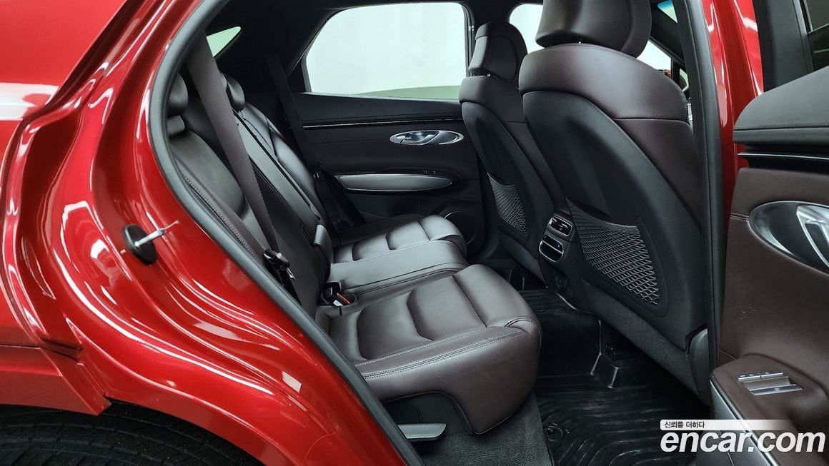Genesis GV70 2021