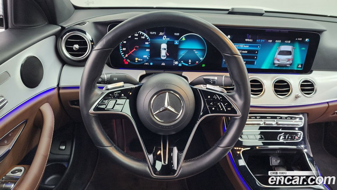 Mercedes-Benz E-Class 2021