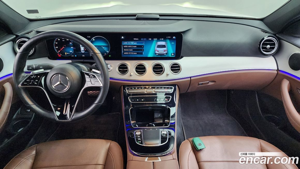 Mercedes-Benz E-Class 2021