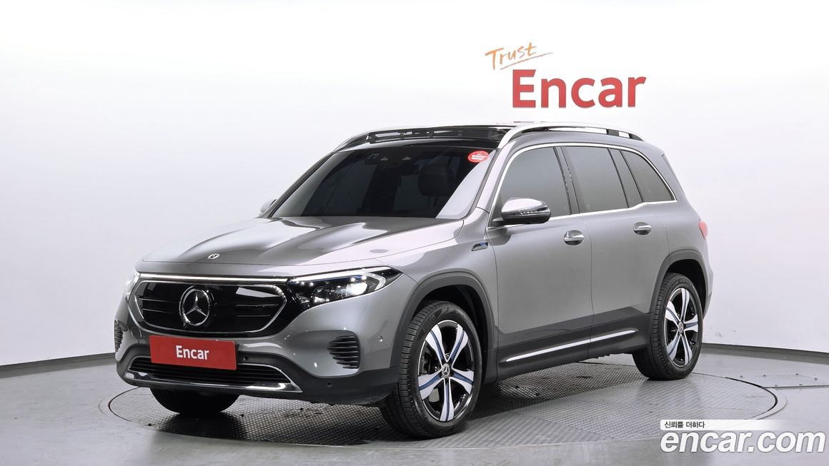 Mercedes-Benz EQB 2023