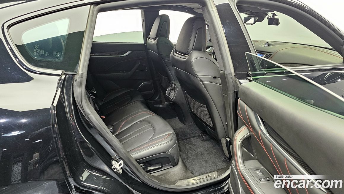 Maserati Levante 2020