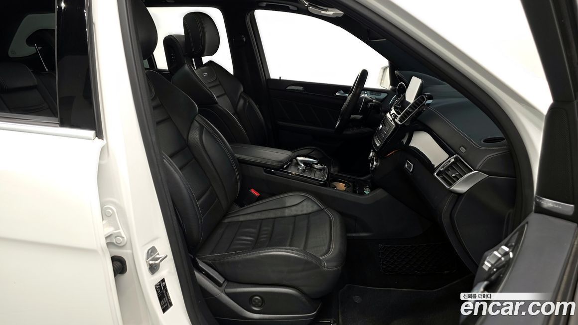 Mercedes-Benz GLE-Class 2016