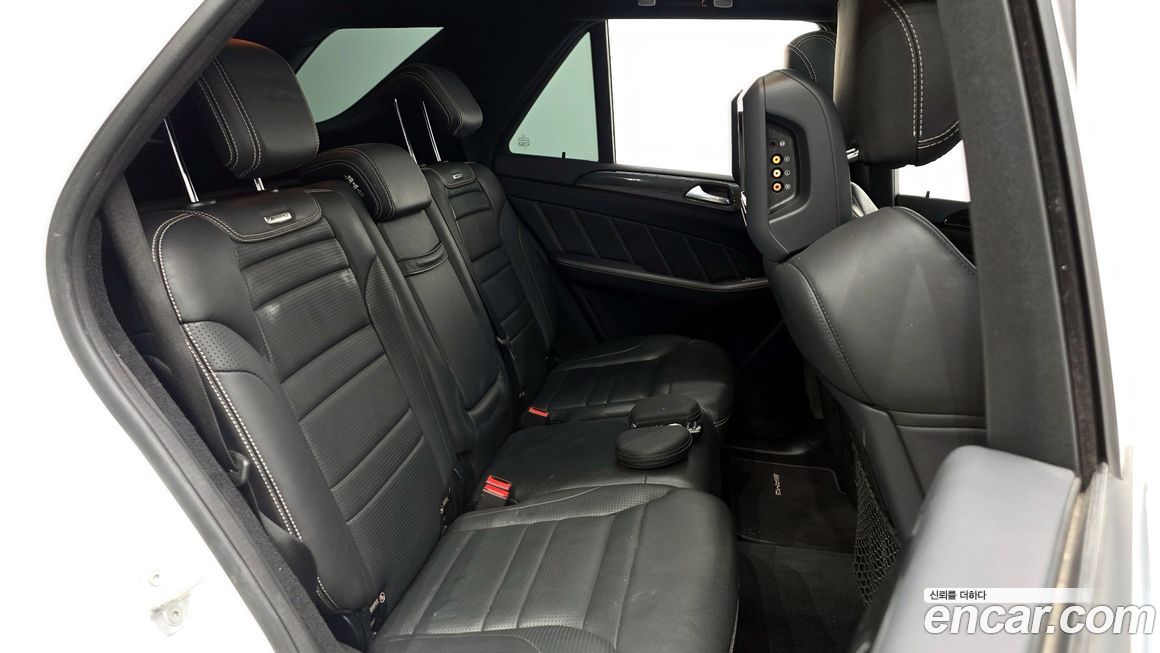 Mercedes-Benz GLE-Class 2016