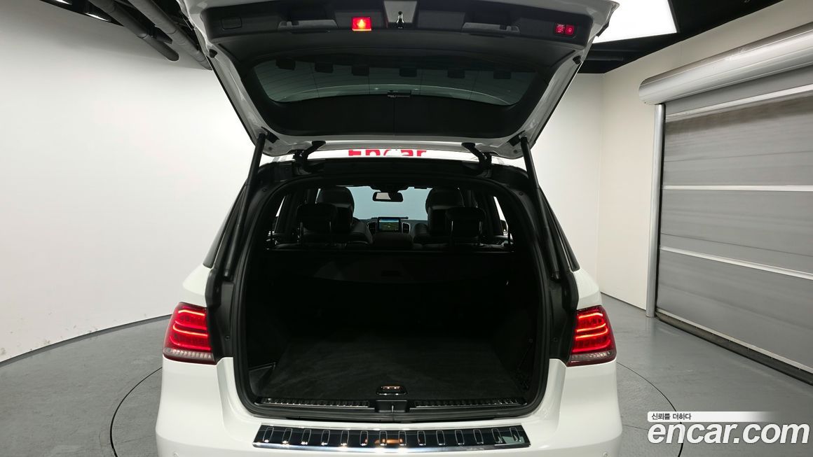 Mercedes-Benz GLE-Class 2016