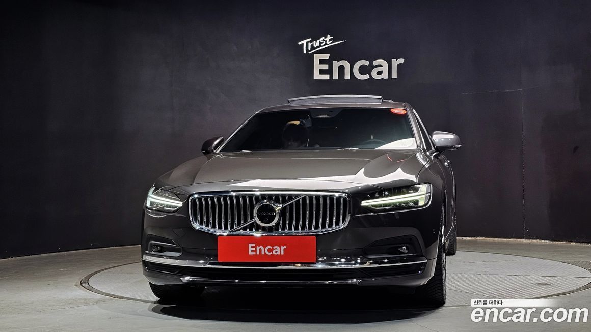 Volvo S90 2023