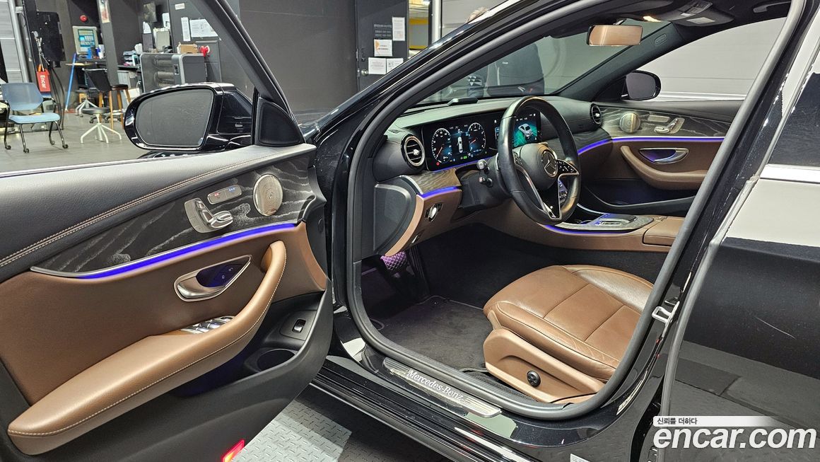 Mercedes-Benz E-Class 2022
