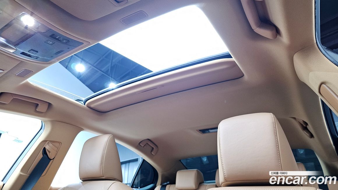 Lexus ES 2022