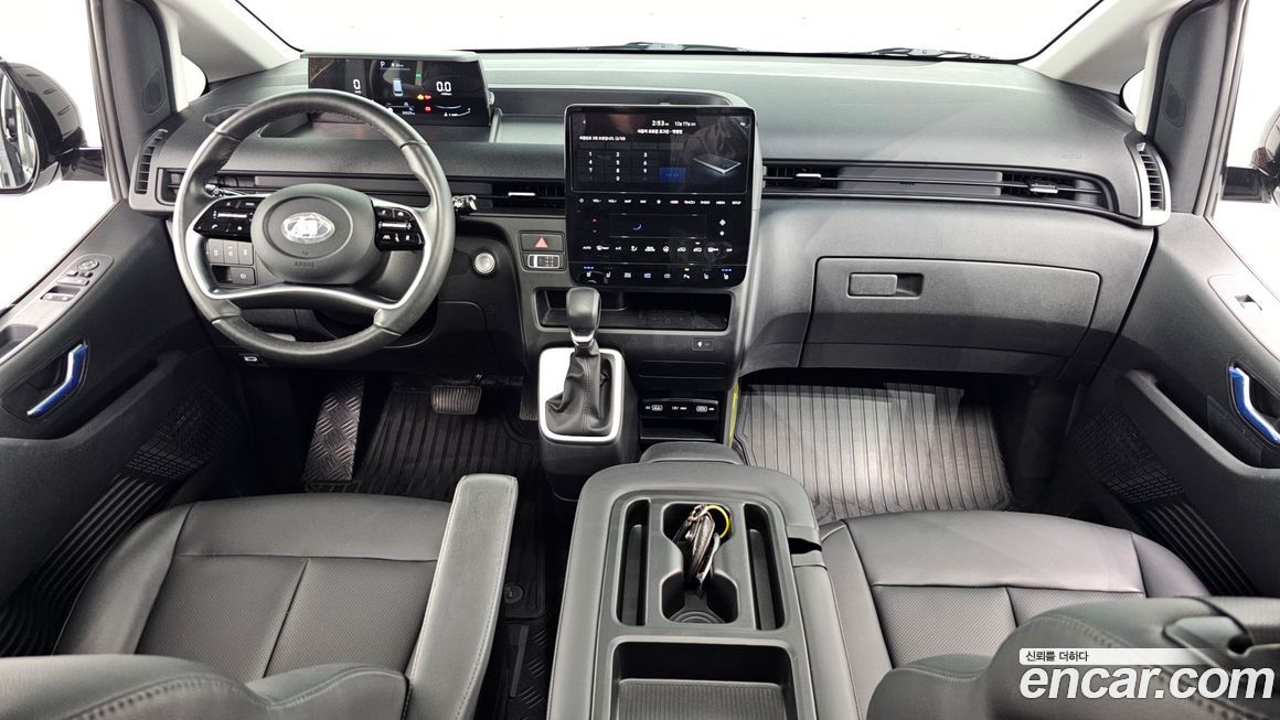 Hyundai Staria 2023