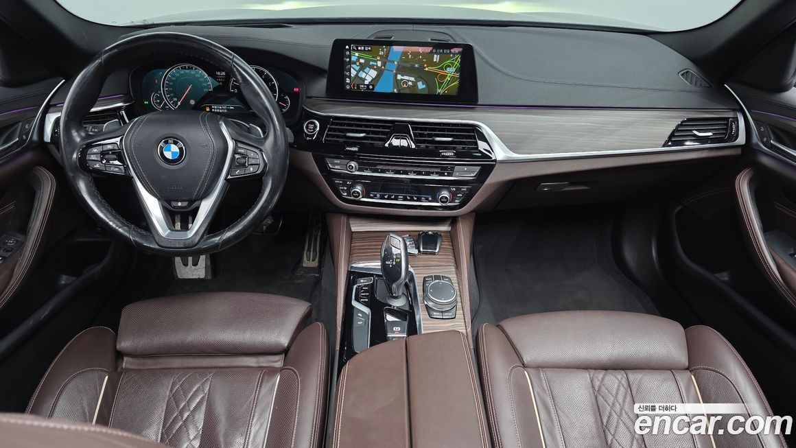 BMW 5-Series 2018