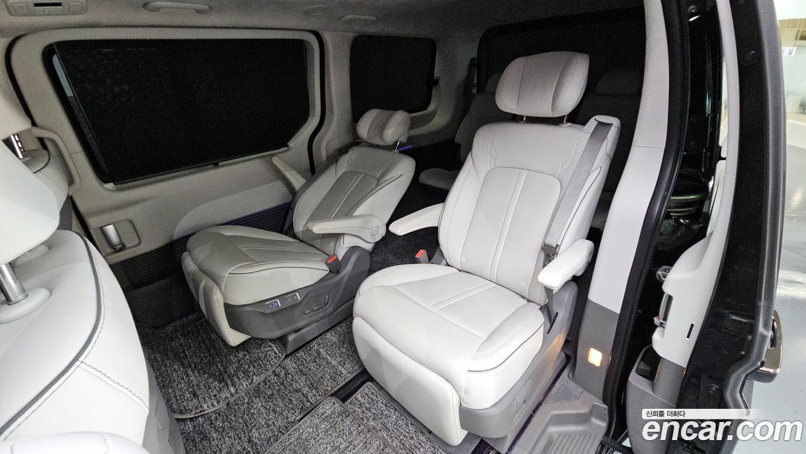 Hyundai Staria 2023