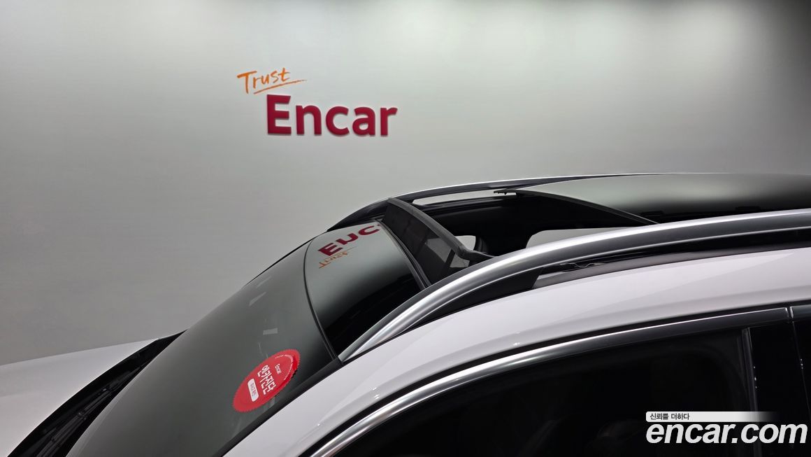 Mercedes-Benz GLB-Class 2023