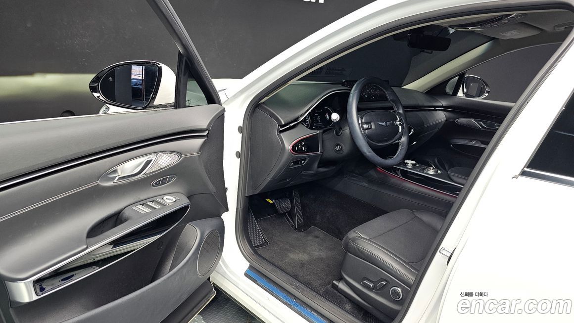 Genesis GV70 2024