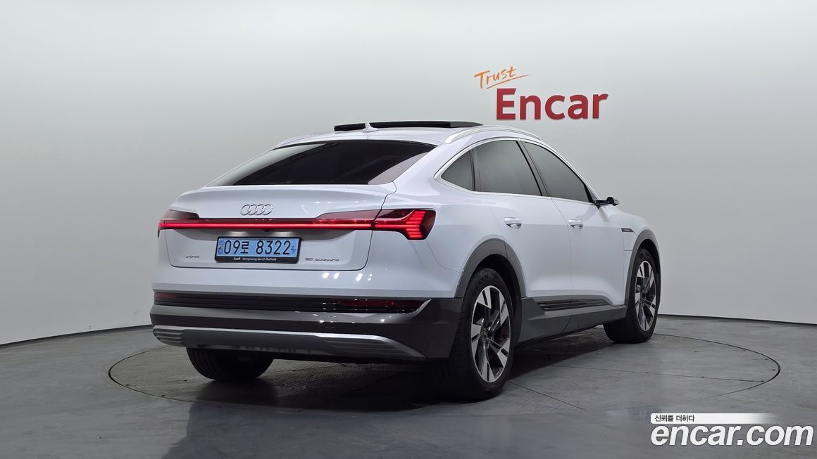 Audi e-tron 2021