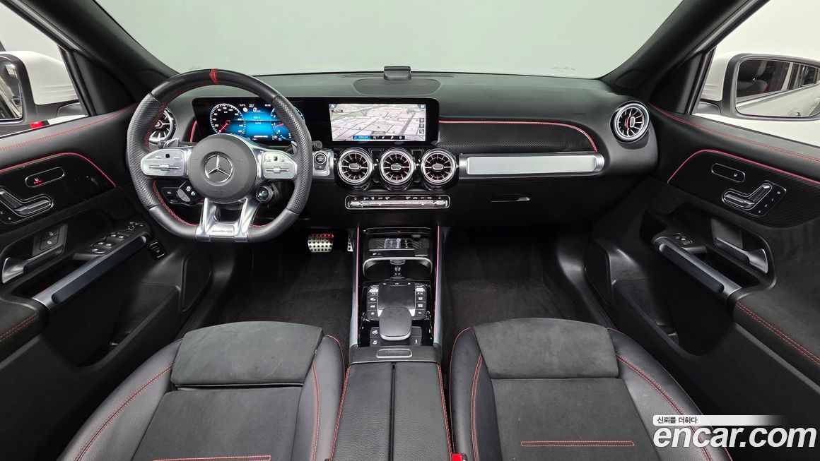 Mercedes-Benz GLB-Class 2023