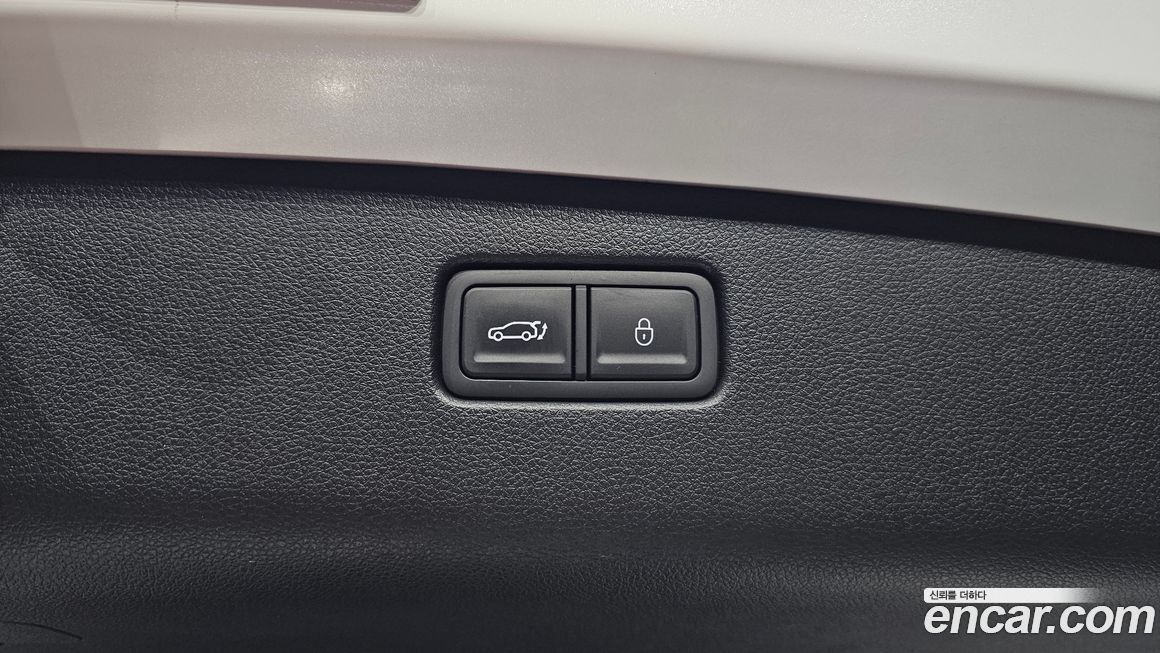 Genesis GV70 2024