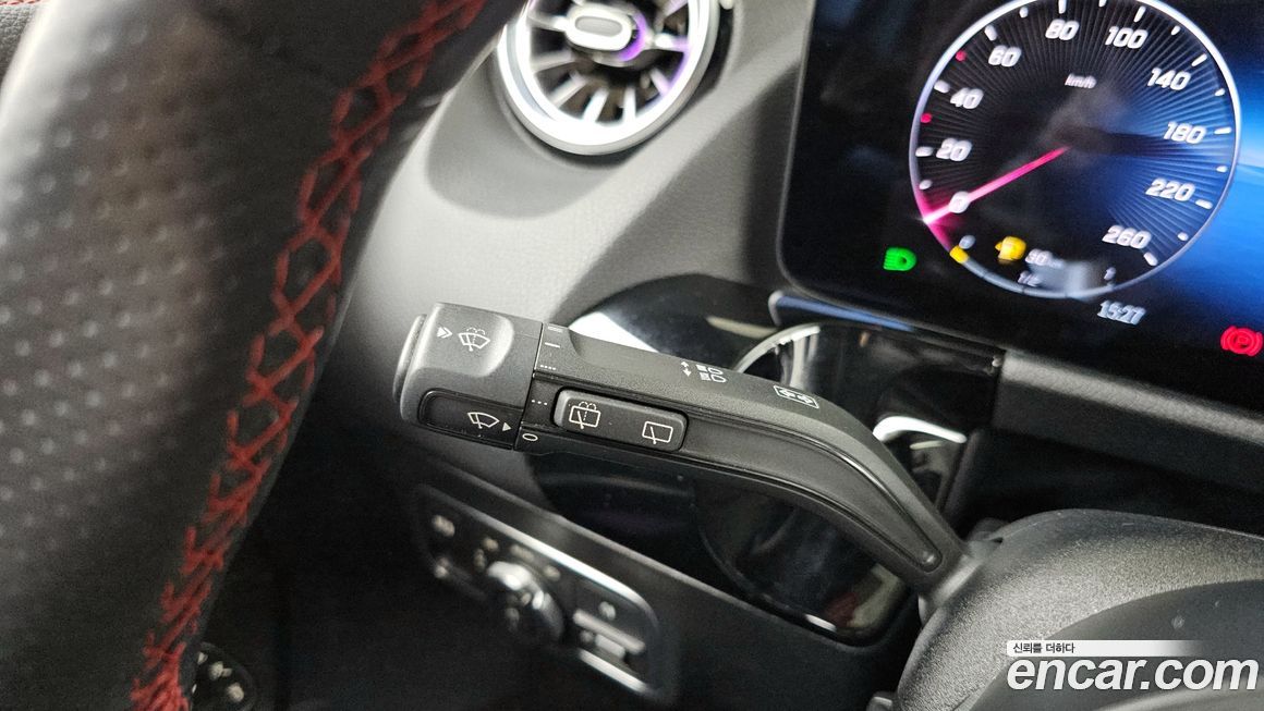 Mercedes-Benz GLA-Class 2024