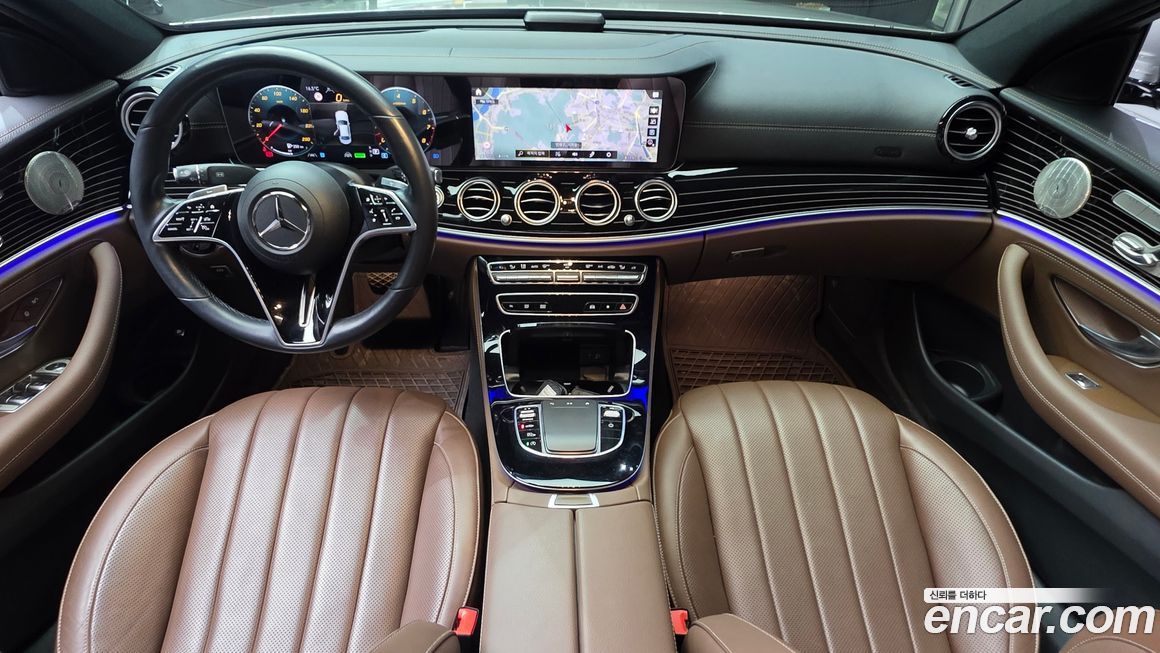 Mercedes-Benz E-Class 2021