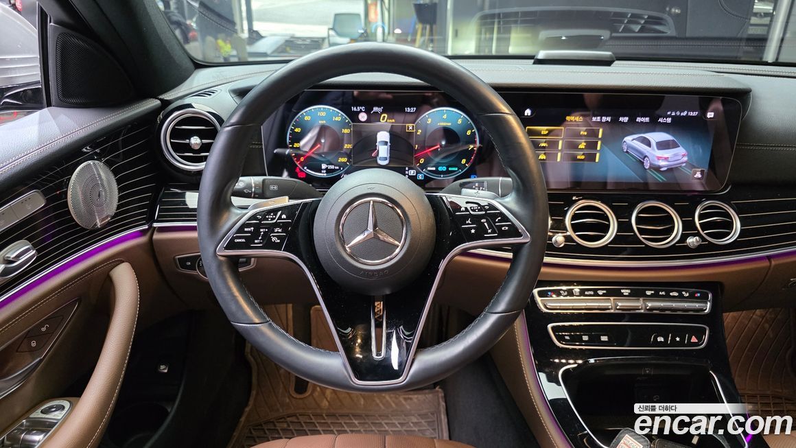 Mercedes-Benz E-Class 2021