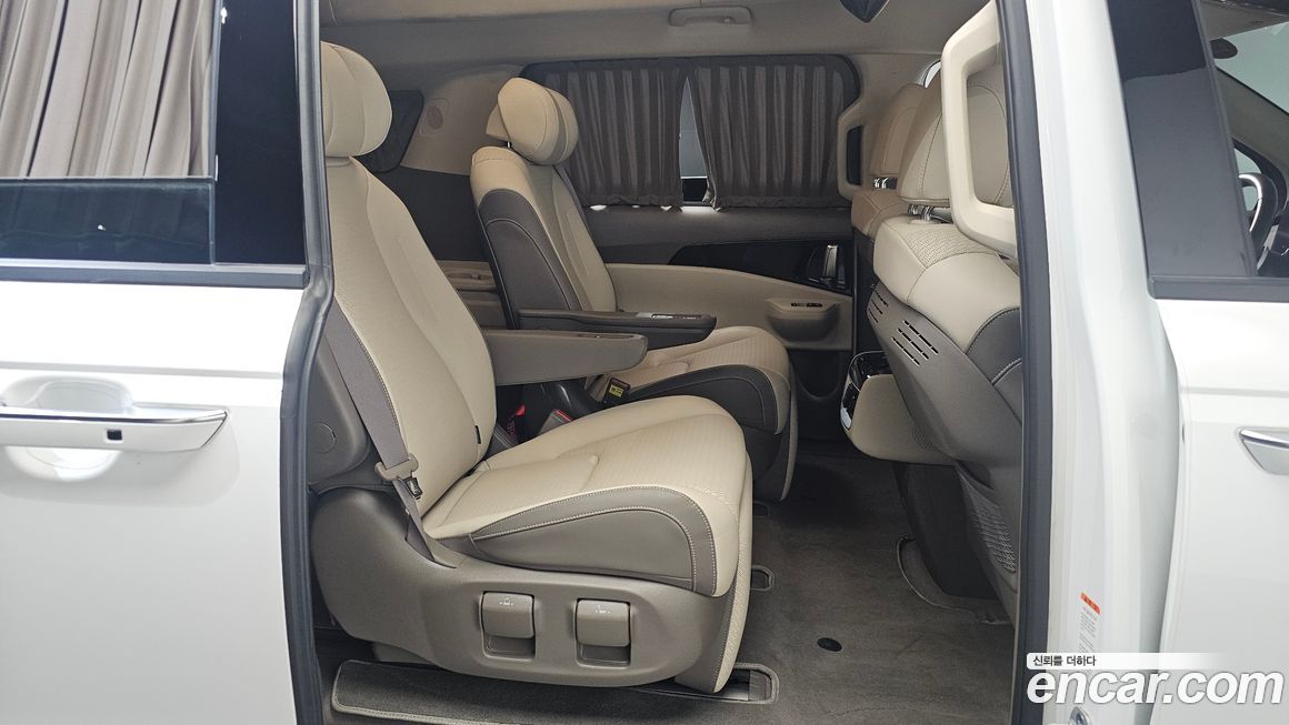 Kia Canival 2024