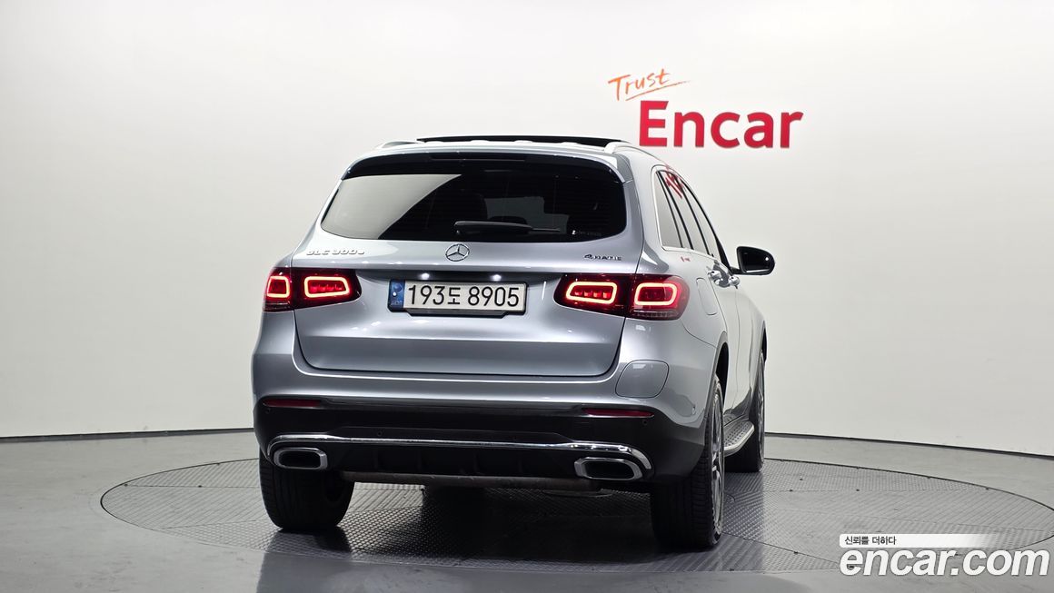 Mercedes-Benz GLC-Class 2022