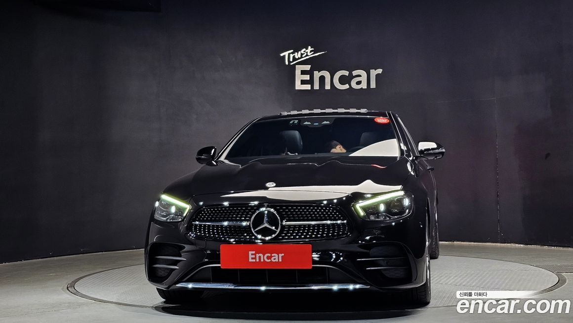 Mercedes-Benz E-Class 2023