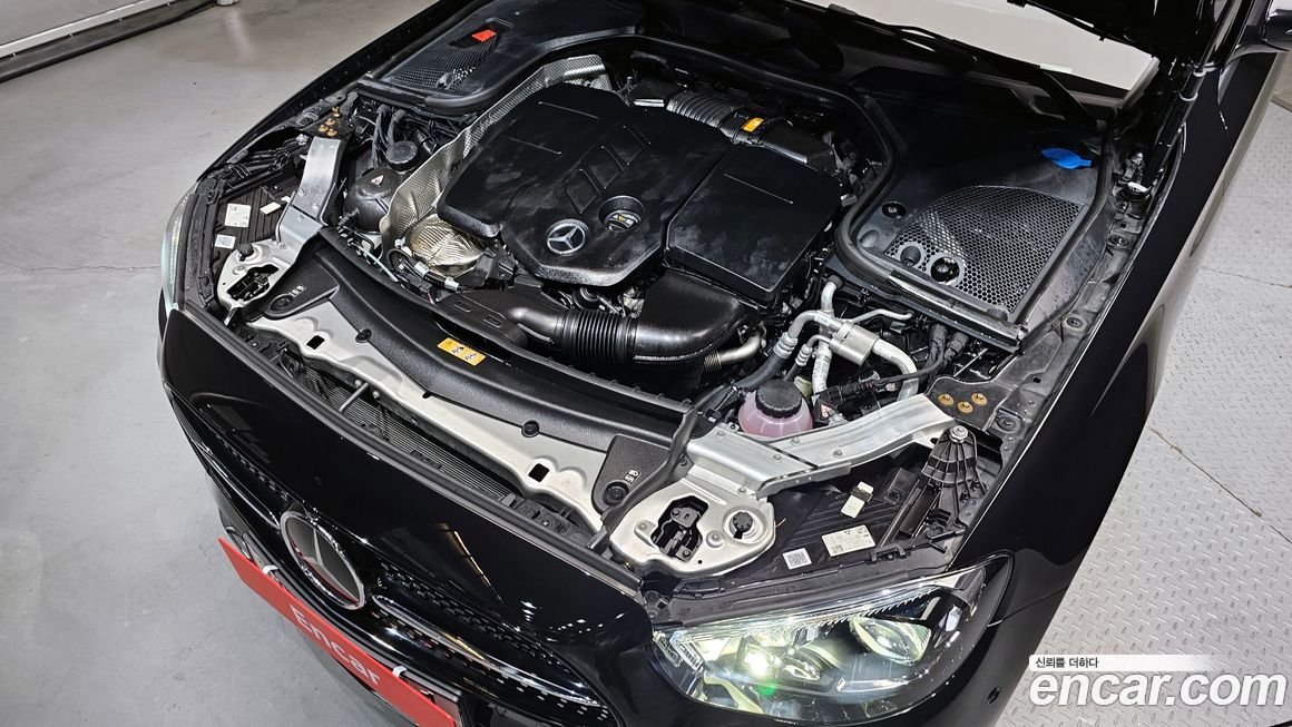 Mercedes-Benz E-Class 2023