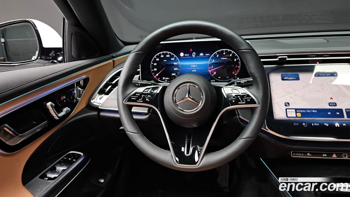 Mercedes-Benz E-Class 2025