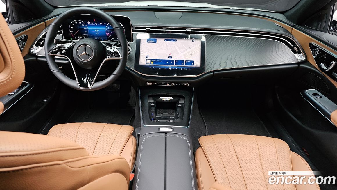 Mercedes-Benz E-Class 2025