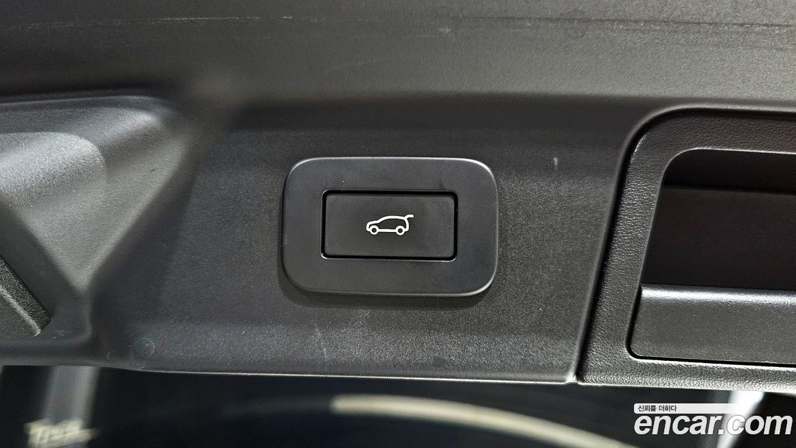 Land Rover Range Rover Velar 2023