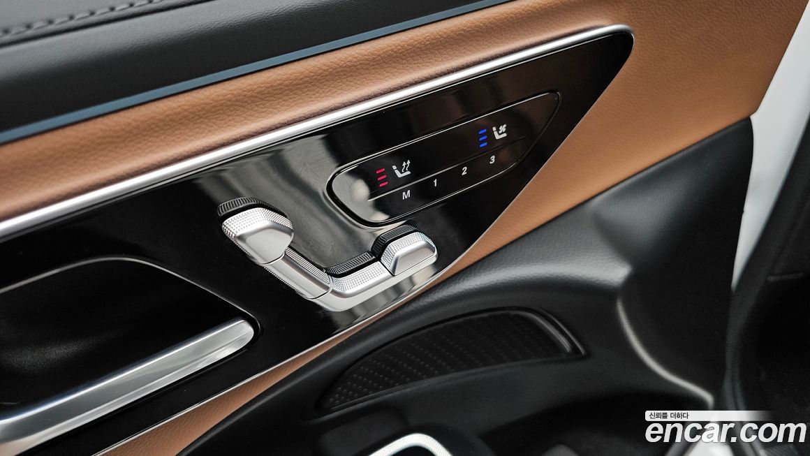 Mercedes-Benz E-Class 2025