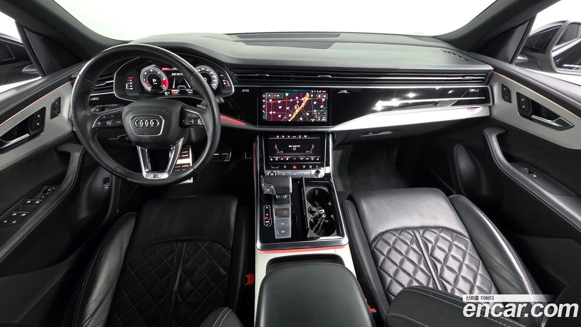 Audi Q8 2021