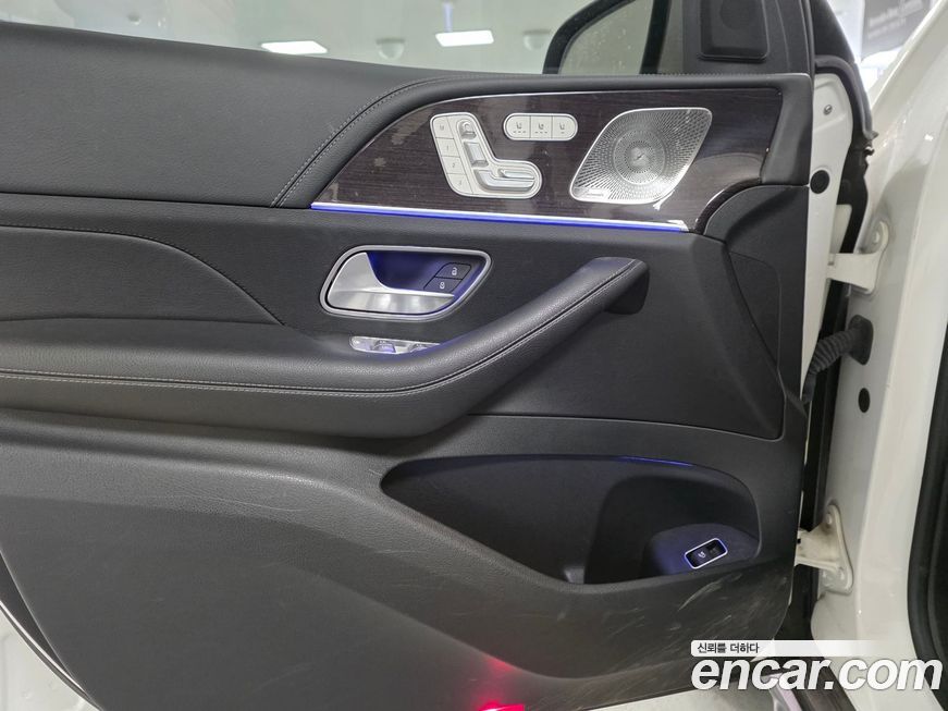 Mercedes-Benz GLE-Class 2023