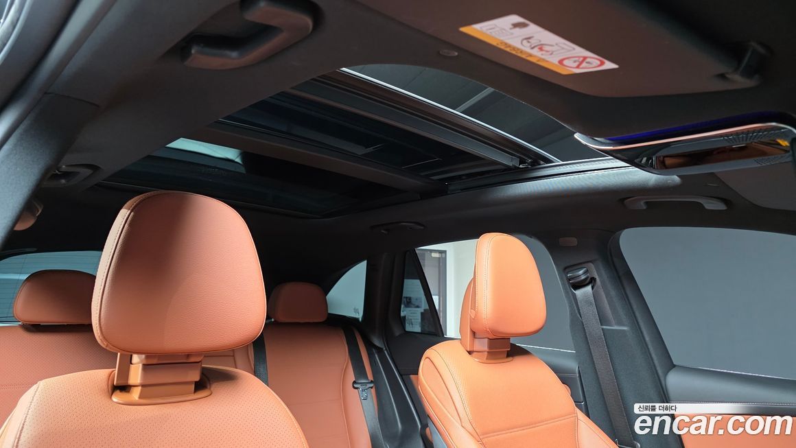 Mercedes-Benz GLC-Class 2025