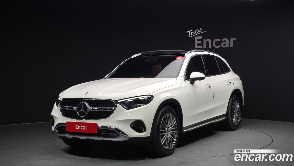 Mercedes-Benz GLC-Class 2025