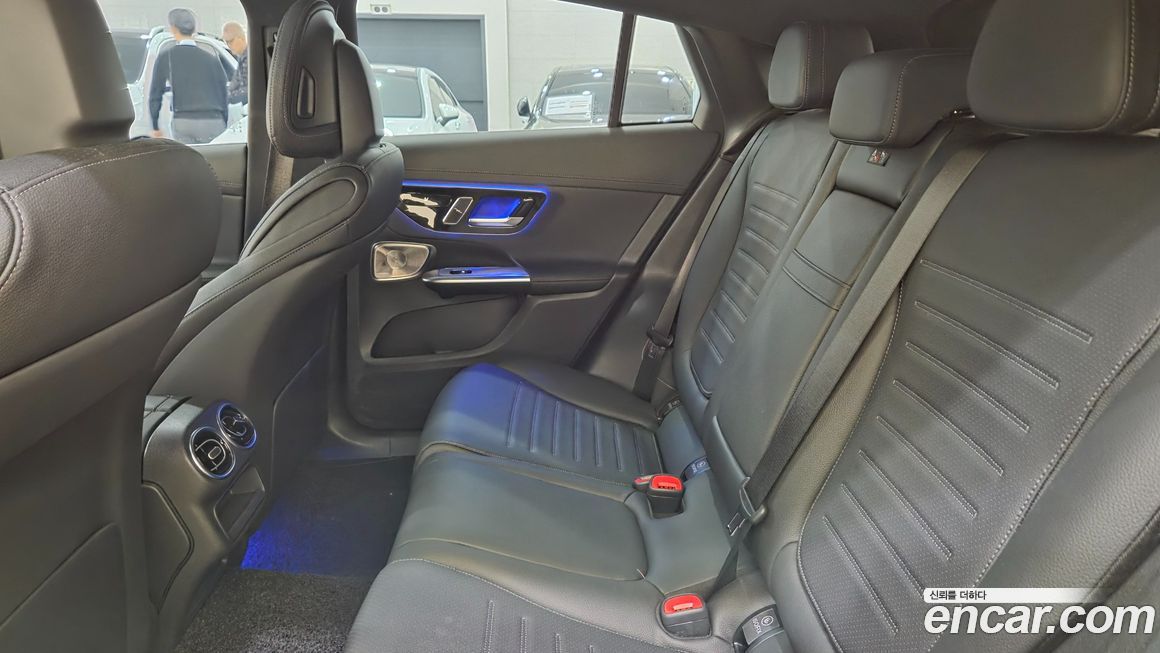 Mercedes-Benz GLC-Class 2024